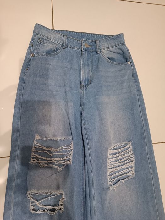 Spodnie jeansowe damskie wide leg z przetarciami rozm.S Shein