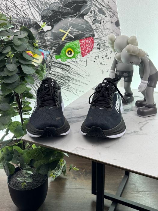 Кросівки Hoka Bondi 8 44.5 розмір Е8463