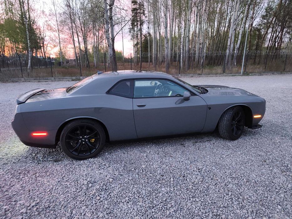 Dodge Challenger