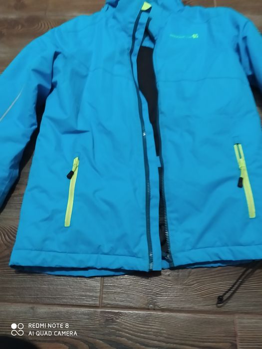 Продам гірськолижну куртку.Trevolumion.