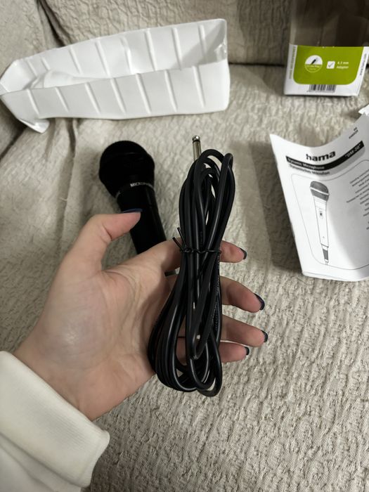 Microfone Dynamic Hama “DM-20” Novo