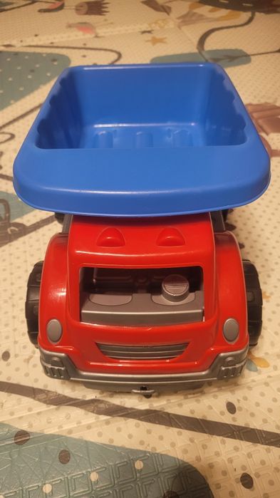 Wywrotka pojazd budowlany