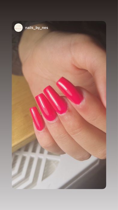 Aplicaçao de unhas de gel