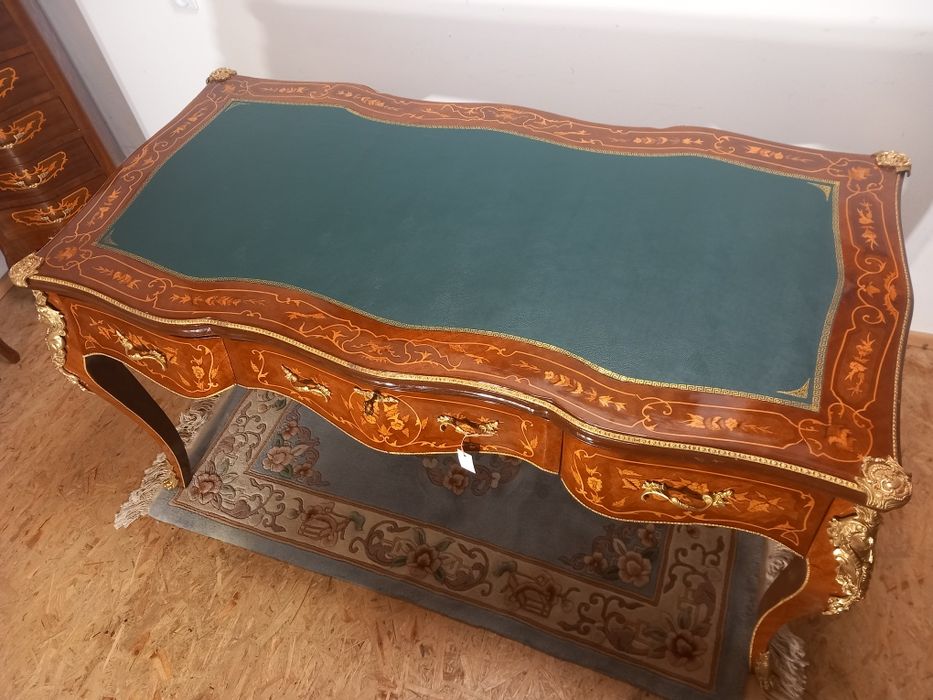Duże antyczne biurko w stylu francuskim intarsja mosiądz bardzo zdobne