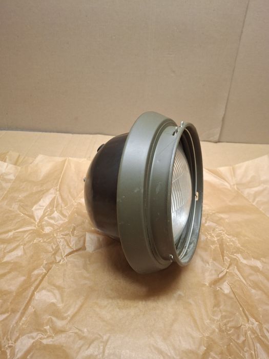 Reflektor lampa przednia star 266 - 660