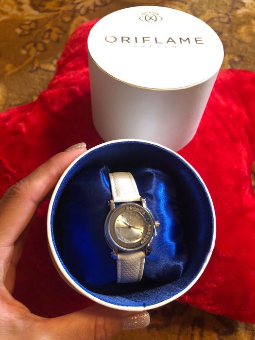 Продам годинник наручний