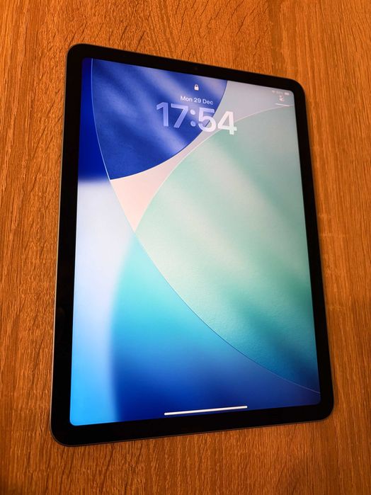 iPad Air 5 gen M1, 64GB, niebieski, BATERIA 100%