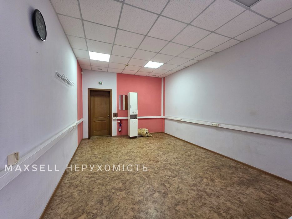 Здам офісні приміщення в центральній частині міста