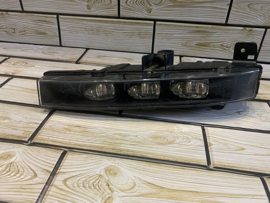 Фара протитуманна передня BMW 7 G11 права