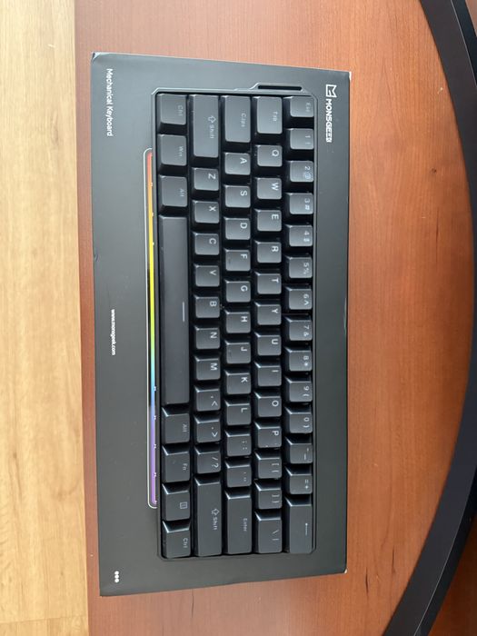 MonsGeek FUN60 Teclado Mecânico