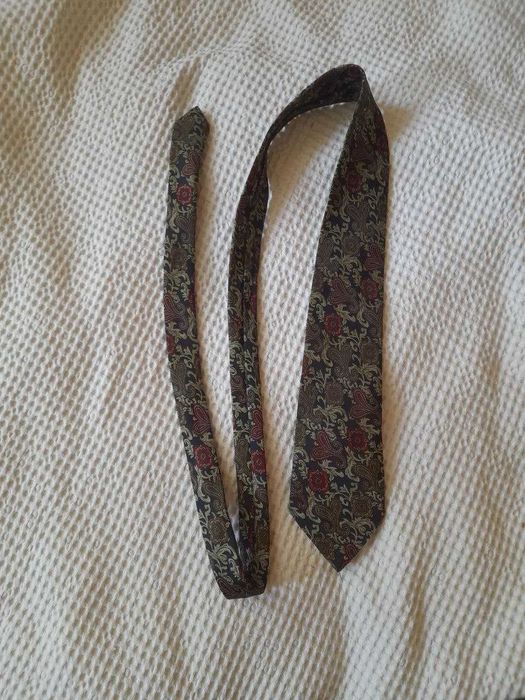 Краватка відомого англійського бренду