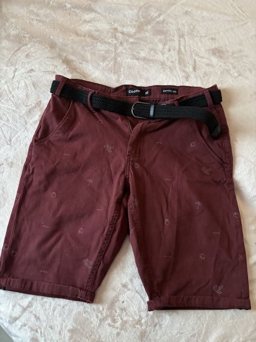 Szorty bermudy z paskiem