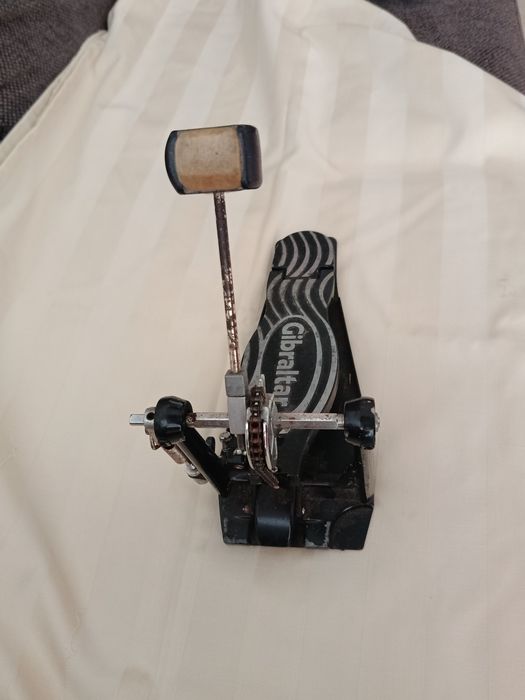 Pedal de bateria Gibraltar