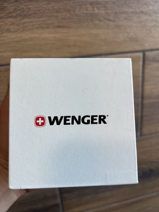 Жіночий годинник WENGER