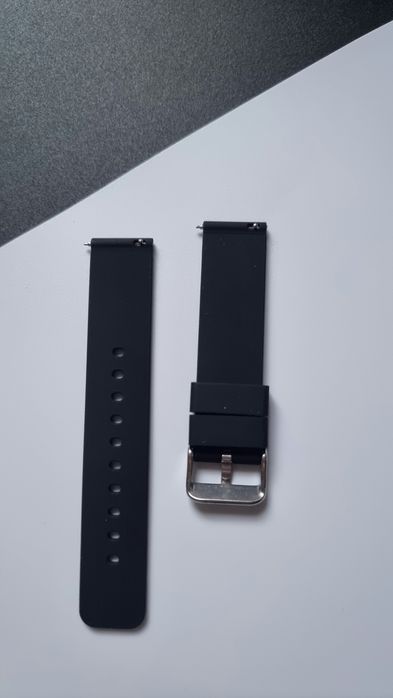 Bransoleta unisex ULLCHRO z gumy ze stalowym zapięciem w kolorze srebr