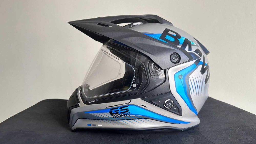 Capacete GS Carbon Trophy da BMW tam. 60/61 XL com intercomunicador BMW