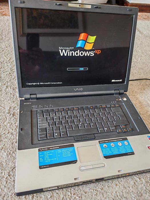Sony Vaio VGN-BX297XP windows xp retro laptop