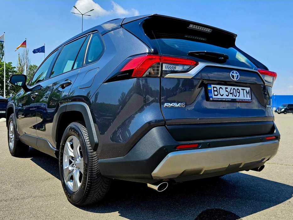 Toyota RAV4 2024р 2.5 гібрид офіційний
