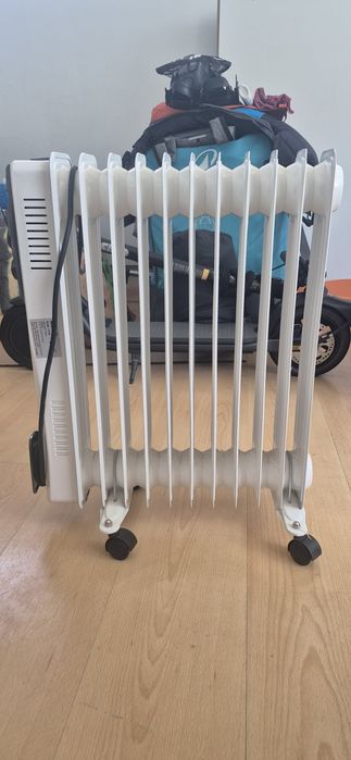 Aquecedor a Óleo Kunft 2500W (KOR-1319) – Como Novo!