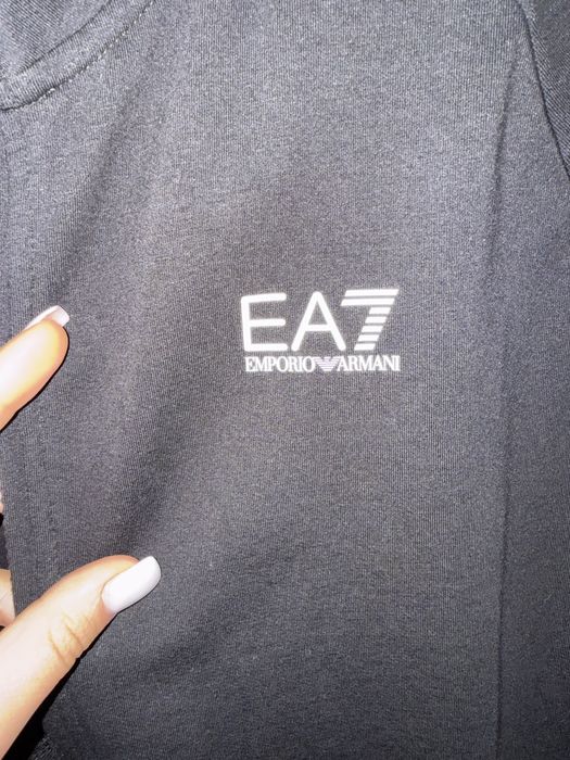 Спортивний костюм EA