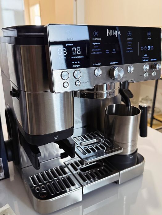 Máquina de café Ninja Luxe Café 3 em 1