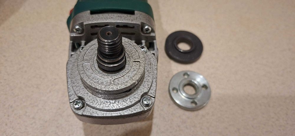 Болгарка кутова шліфувальна машина DWT WS08-125