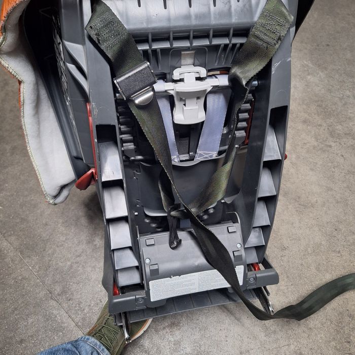 Cadeira Bebé original Renault para auto