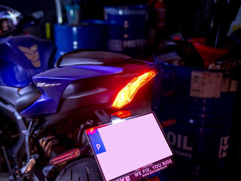 Yamaha R7 de 2024 em estado Irrepreensível. Linha Leo Vince. Extras