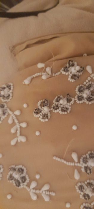 Sukienka elegancka wyszywana wyjściowa