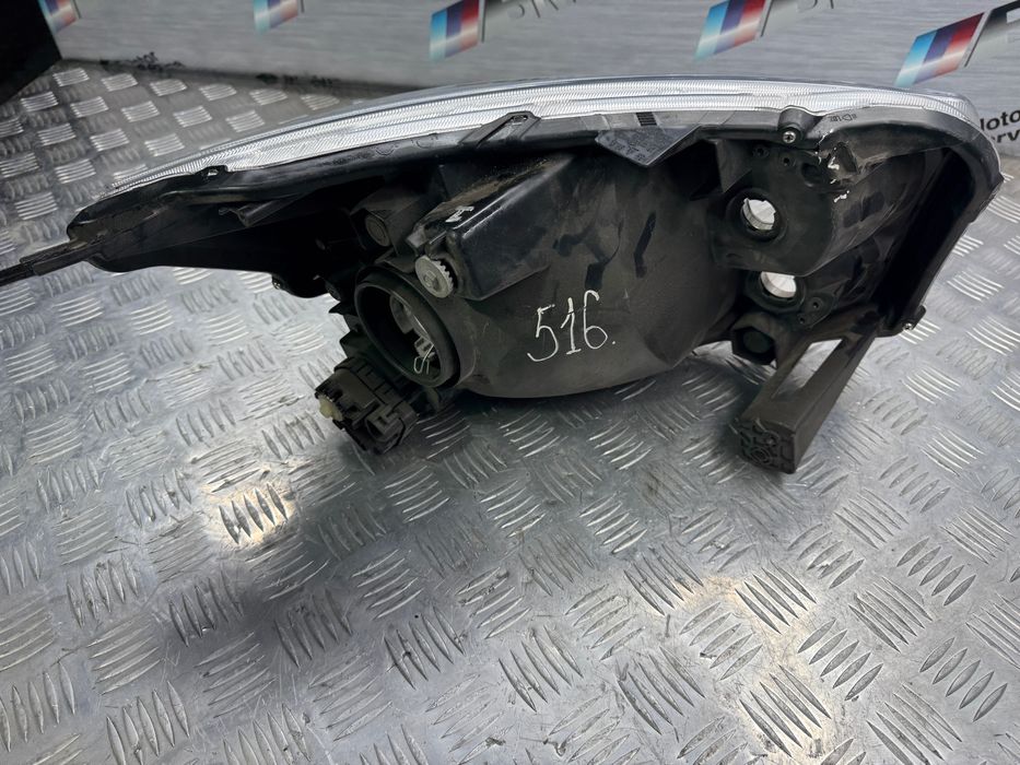 Фара передняя левая Suzuki Celerio