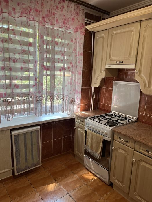 Здається 2-кімнатна квартира. Подобово