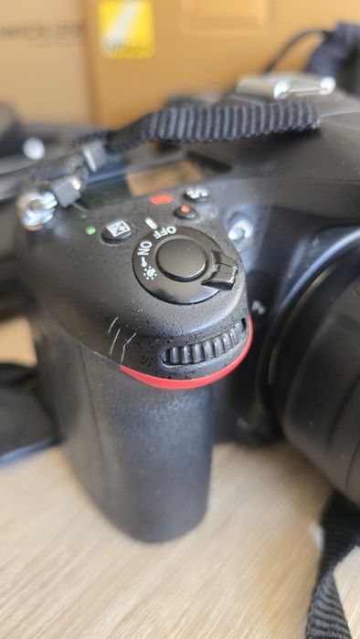 Nikon d7100 + Nikkor 35mm i 50mm + akcesoria