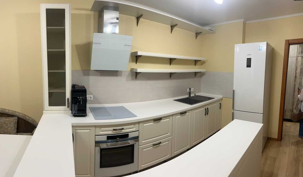 Продам квартиру двокімнатну - студіо