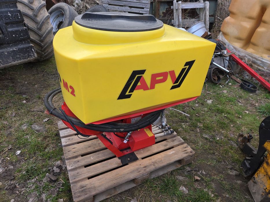 Siewnik poplonów APV 500 M1 Hydrauliczny