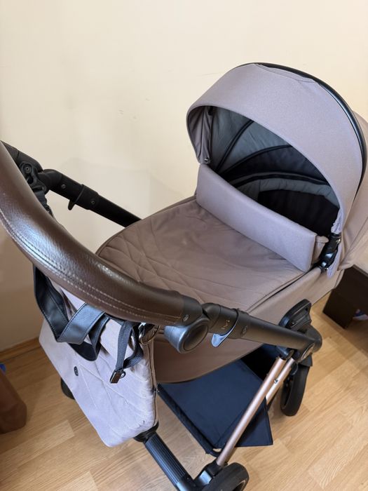 Roan ivi візочок