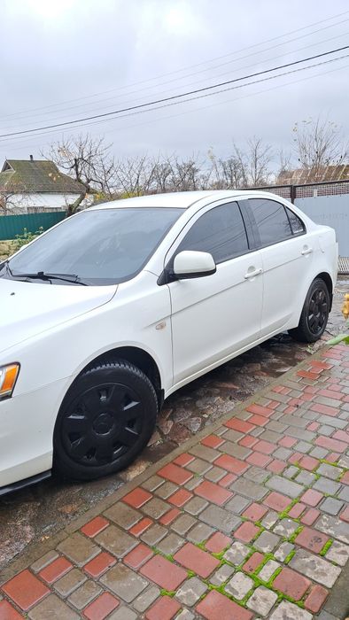 Продам Ланцер 10 2011р