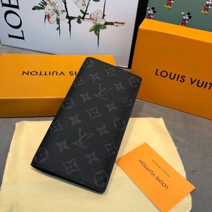 Гаманець Louis Vuitton Brazza Monogram Eclipse клатч луи виттон