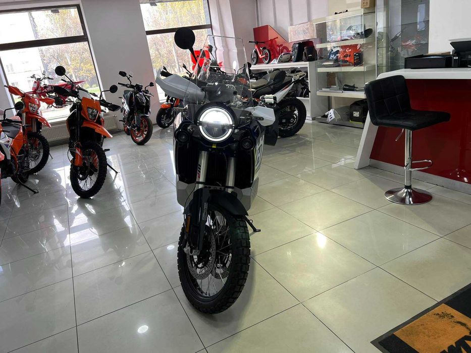 Husqvarna Norden 901 Expedition 2024