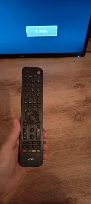 Telewizor JVC LT-32E33B(A) plus uchwyt