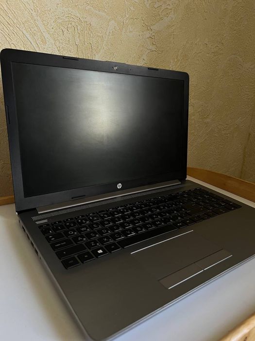 Ноутбук HP, модель: RTL8821CE