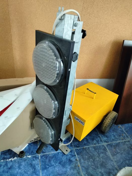 Sygnalizacja świetlna tymczasowa LED