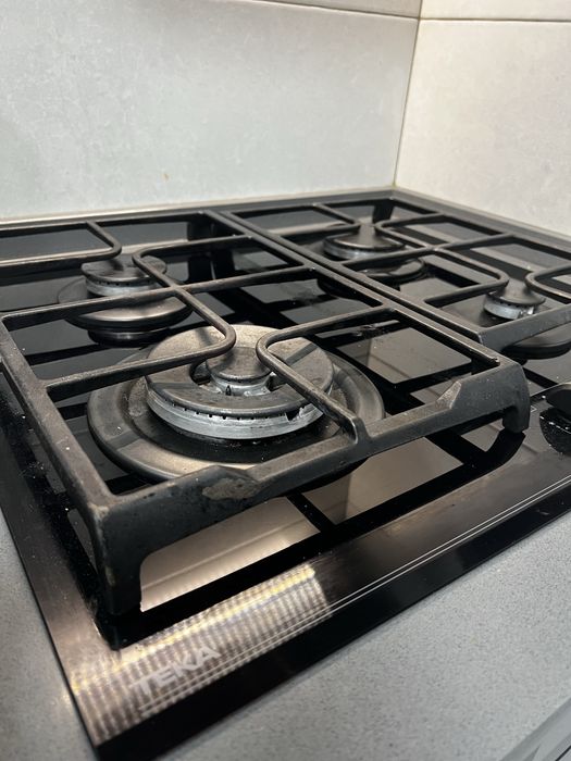 Placa a Gás TEKA em Vidro – Funciona Perfeitamente (isqueiro avariado)