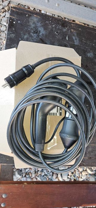 Зарядное устройство TYPE 2 VOLVO 32257799 32257798