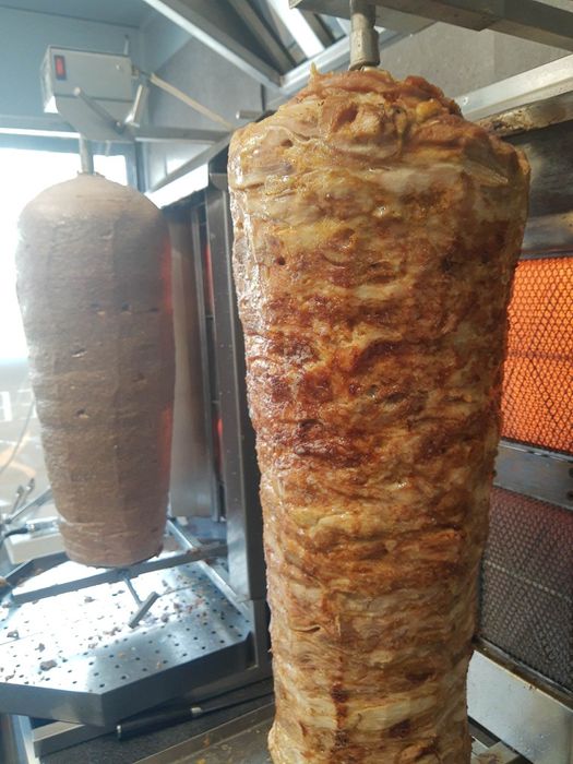 Odstąpię działajacy lokal gastronomiczny