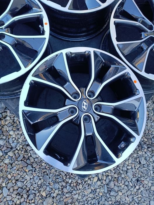 Диски 5*114.3 R19 Hyundai