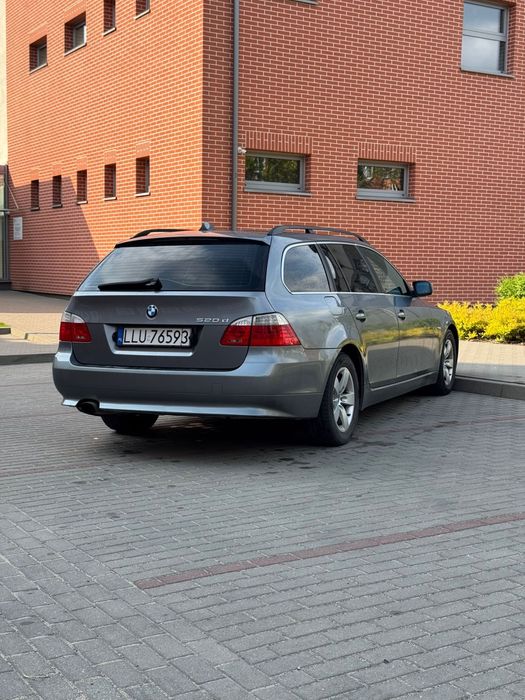 Bmw E61 2.0 2008R