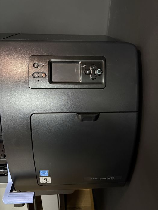 HP DesignJet Z6100 - Impressora Digital Profissional