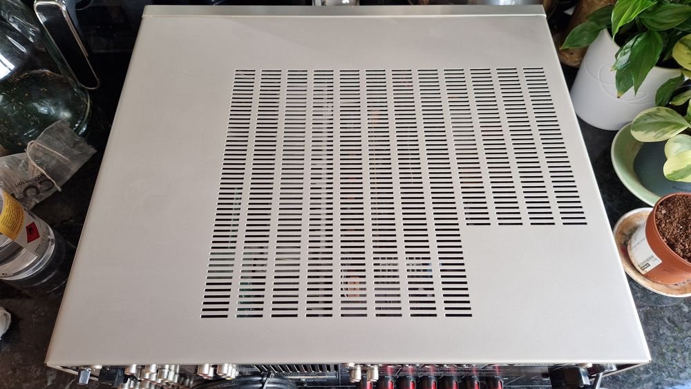 Denon AVR-1802 – Receiver Áudio/Vídeo de Alta Fidelidade