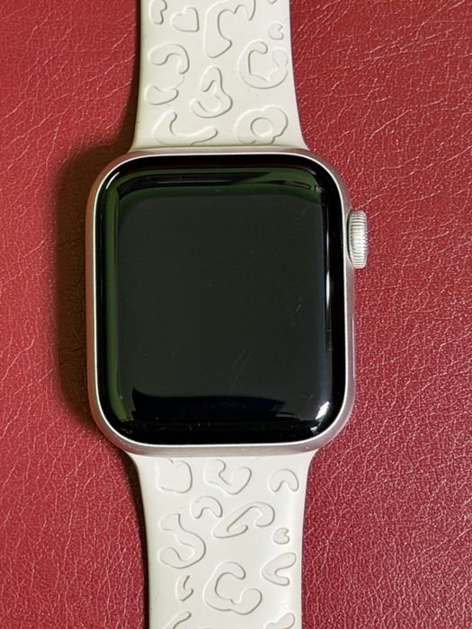 Apple Watch SE 2-gen 40mm Акб 78% Состояние хорошее.