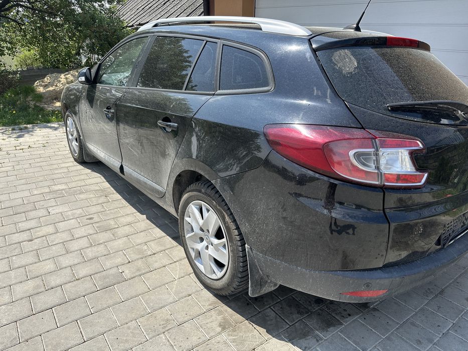 Продам Рено меган 1.5 тді 2013